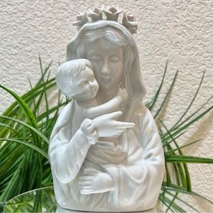 Vintage Virgin Mary with Baby Jesus Figurine White Bisque Porcelain